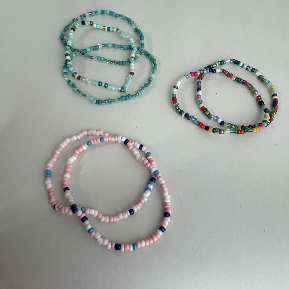Lot Of 7 Multicolor Bead Elastic Bracelets Gifts Girlhood Travel Casual Stack